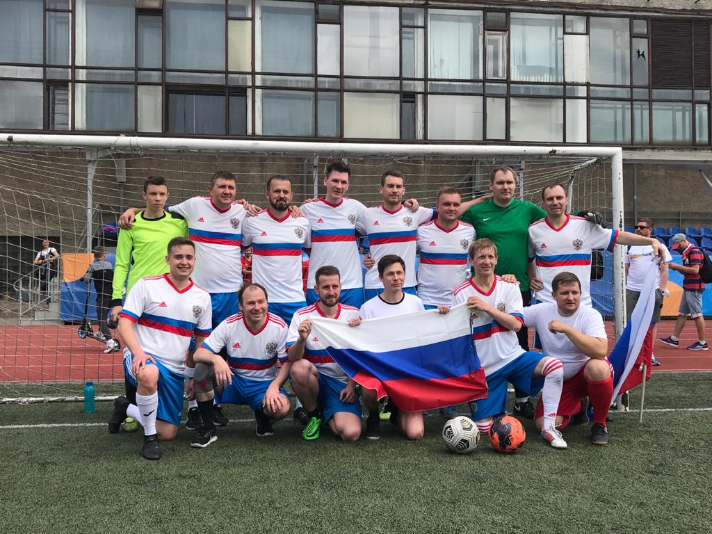 The Russian team before kick-off.